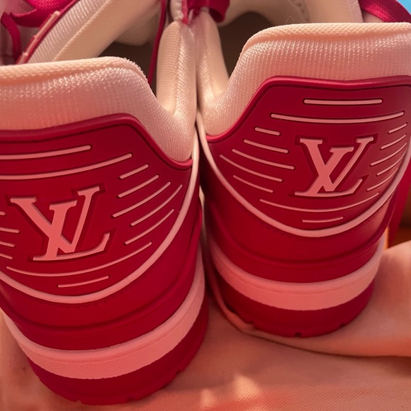 Authentic Luis Vuitton trainer sneakers - Picture 10 of 15